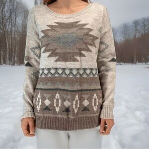 American Eagle Outfitters Beige Patterned Crew Neck Sweater